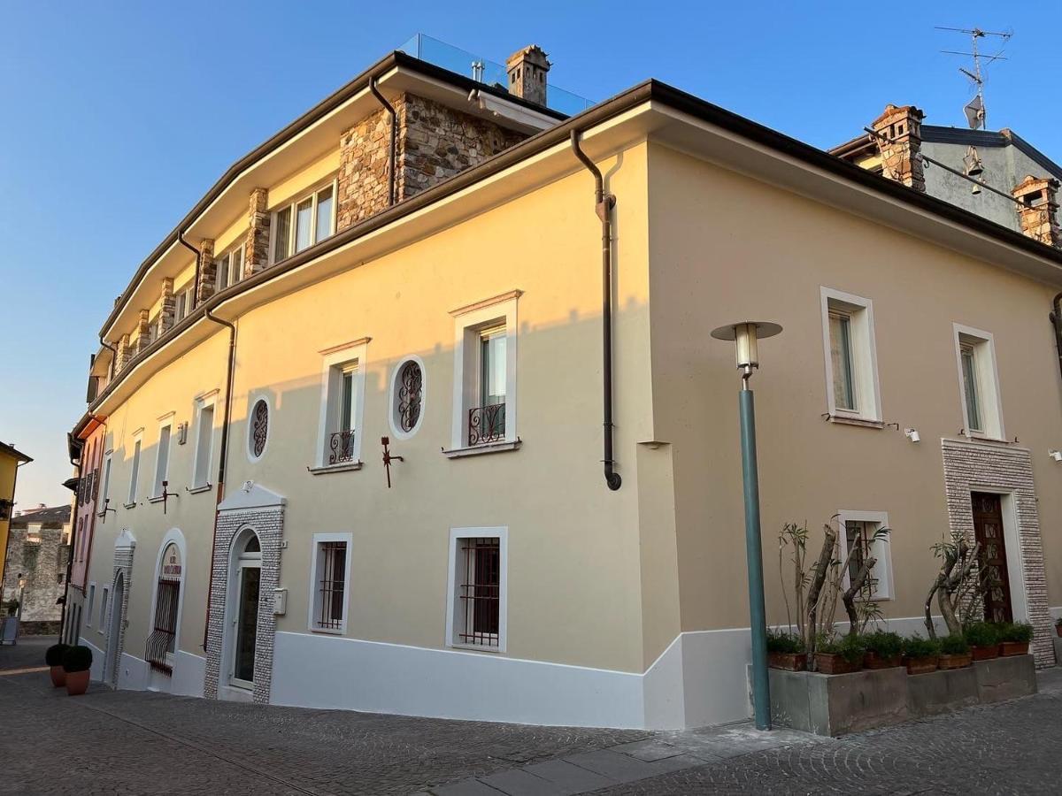 Hotel Degli Oleandri Sirmione Dış mekan fotoğraf