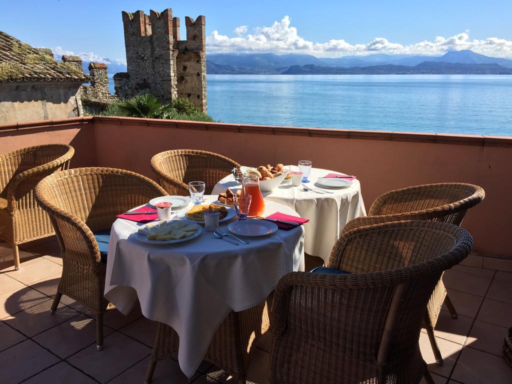 Hotel Degli Oleandri Sirmione Dış mekan fotoğraf