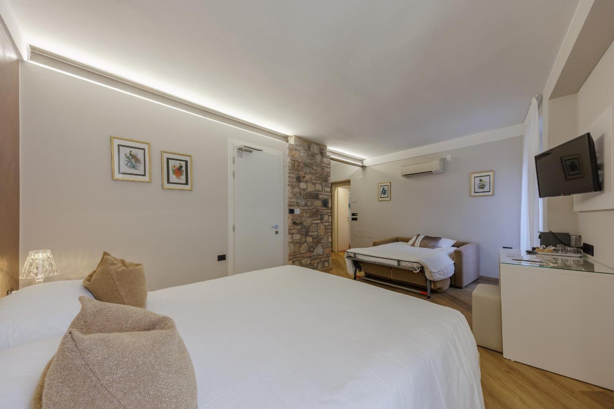 Hotel Degli Oleandri Sirmione Dış mekan fotoğraf