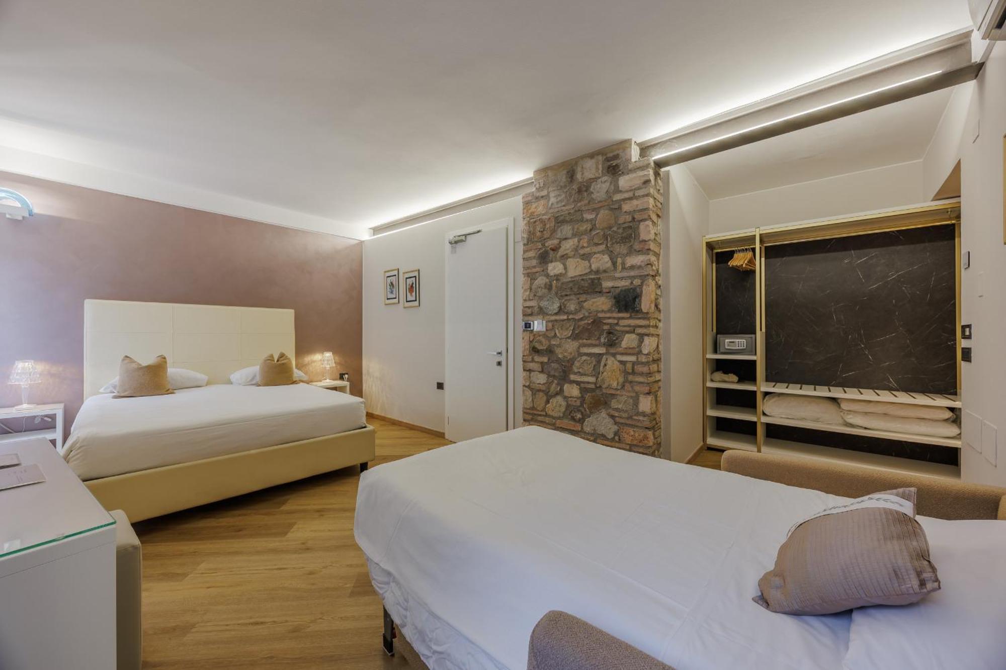 Hotel Degli Oleandri Sirmione Dış mekan fotoğraf