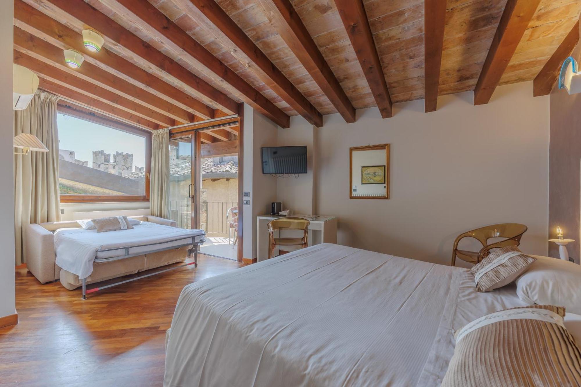 Hotel Degli Oleandri Sirmione Dış mekan fotoğraf